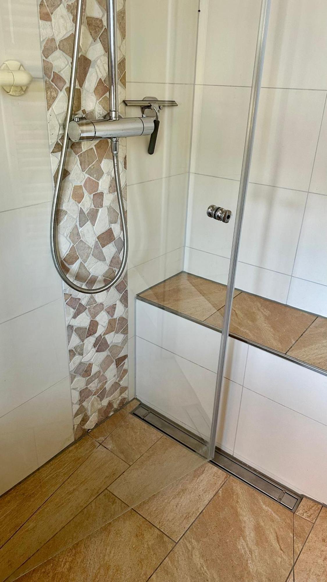 Traveller Awards 2025 - Nordeifel Fw 75 M2 Mit 50 M2 Terasse- Thermen-Badewelt, Phanasialand, Koeln, Bonn, Eifelwanderung Oder Nur Mal So Zum Entspannen Euskirchen Ngoại thất bức ảnh